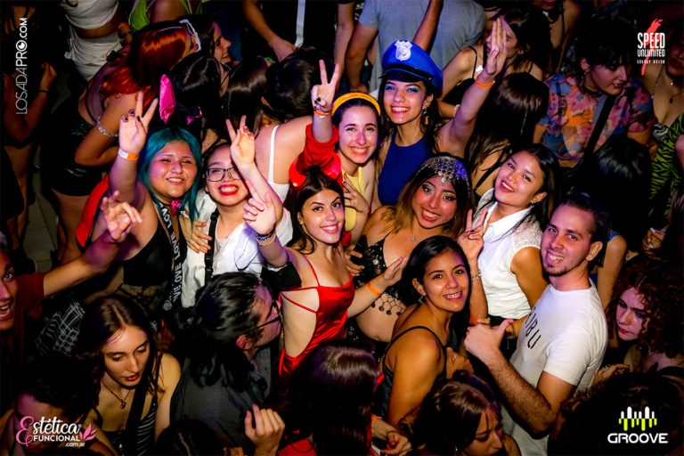 049- @GrooveEgresados